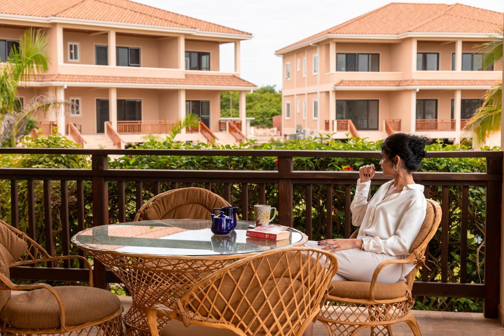 Seiri Del Mar Aparthotel Hopkins Ngoại thất bức ảnh